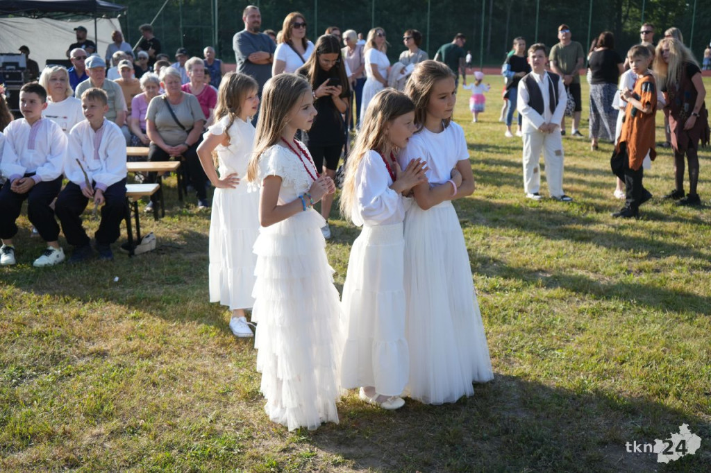 Obchody Nocy Świętojańskiej wraz z turniejem sołtysów w Krasnej [wideo, zdjęcia]