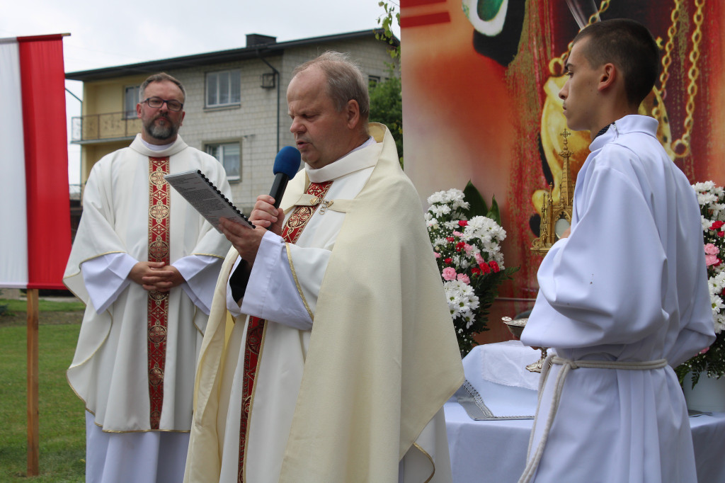 Uroczyste obchody Bożego Ciała w Miedzierzy [zdjęcia]