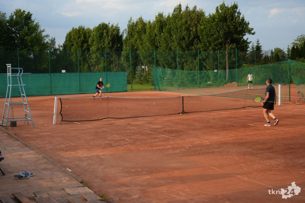 Korty tenisowe w Końskich ponownie otwarte po remoncie