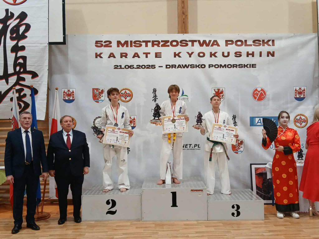 Cieszkowska i Sielska mistrzyniami Polski. Świetny turniej dla koneckiego klubu [zdjęcia]