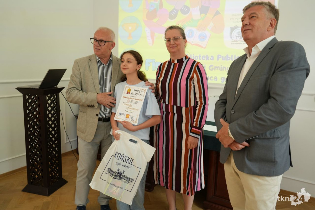 W Bibliotece Publicznej w Końskich podsumowano konkurs `WOW! Czytam po angielsku` [wideo, zdjęcia]