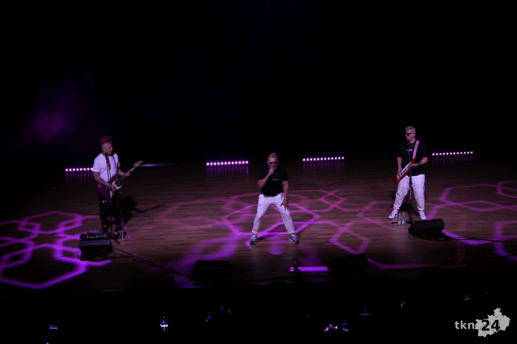 Król Latino wystąpił w Koneckim Centrum Kultury. Tłumy przybyły na koncert Skolima [zdjęcia]