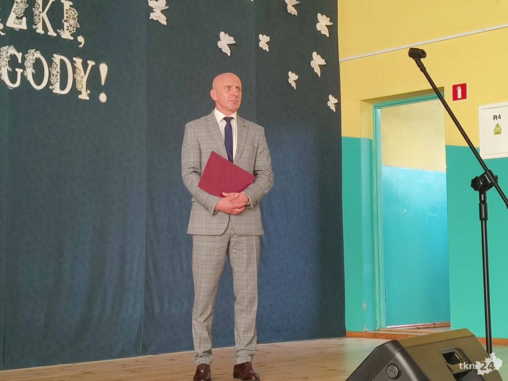 Wojewódzkie zakończenie roku szkolnego w Gowarczowie [wideo, zdjęcia]