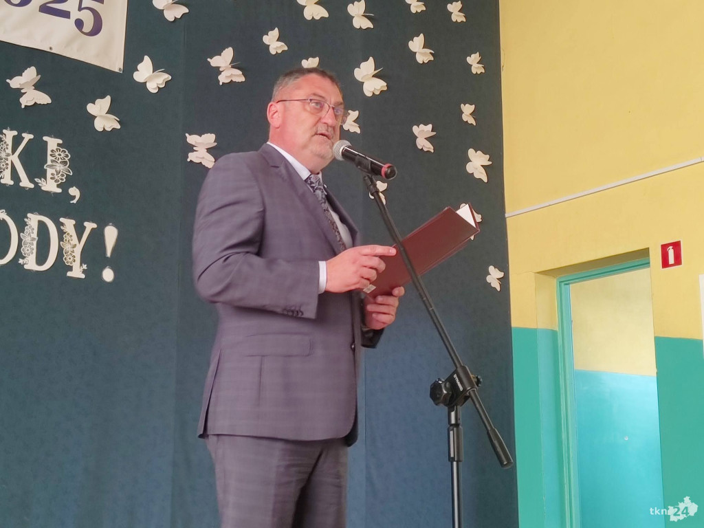Wojewódzkie zakończenie roku szkolnego w Gowarczowie [wideo, zdjęcia]