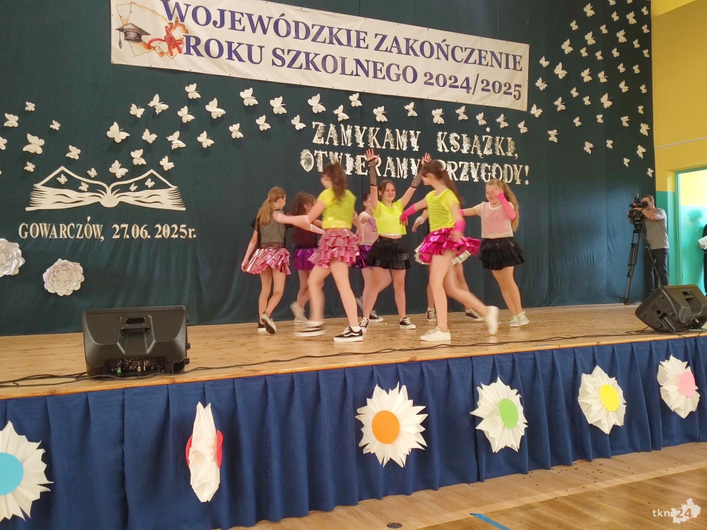 Wojewódzkie zakończenie roku szkolnego w Gowarczowie [wideo, zdjęcia]