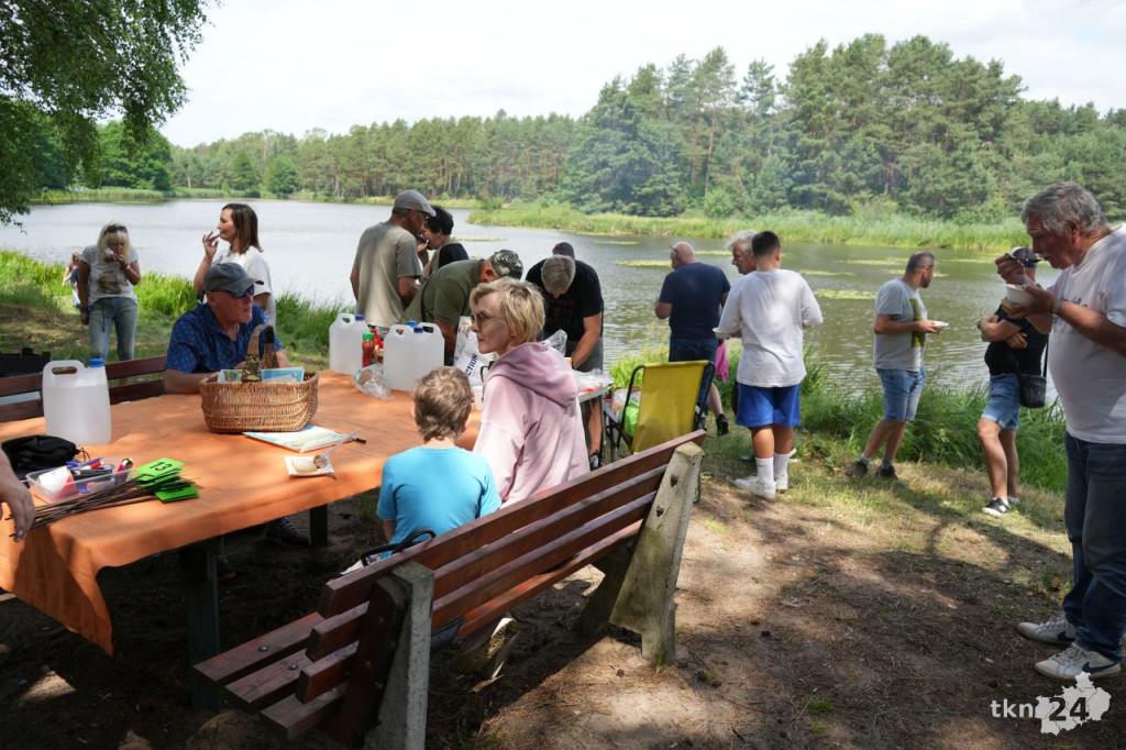 Piknik wędkarski z atrakcjami i rodzinną atmosferą w Janowie [wideo, zdjęcia]