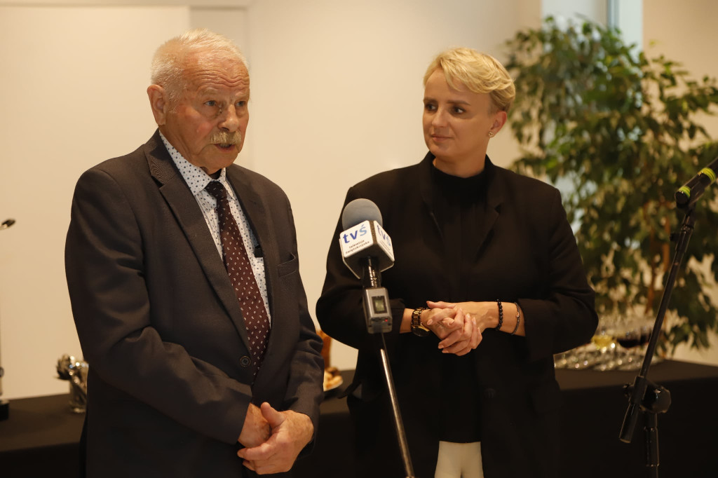 Kazimierz Siembiot zaprezentował swoje obrazy w Koneckim Centrum Kultury [zdjęcia]