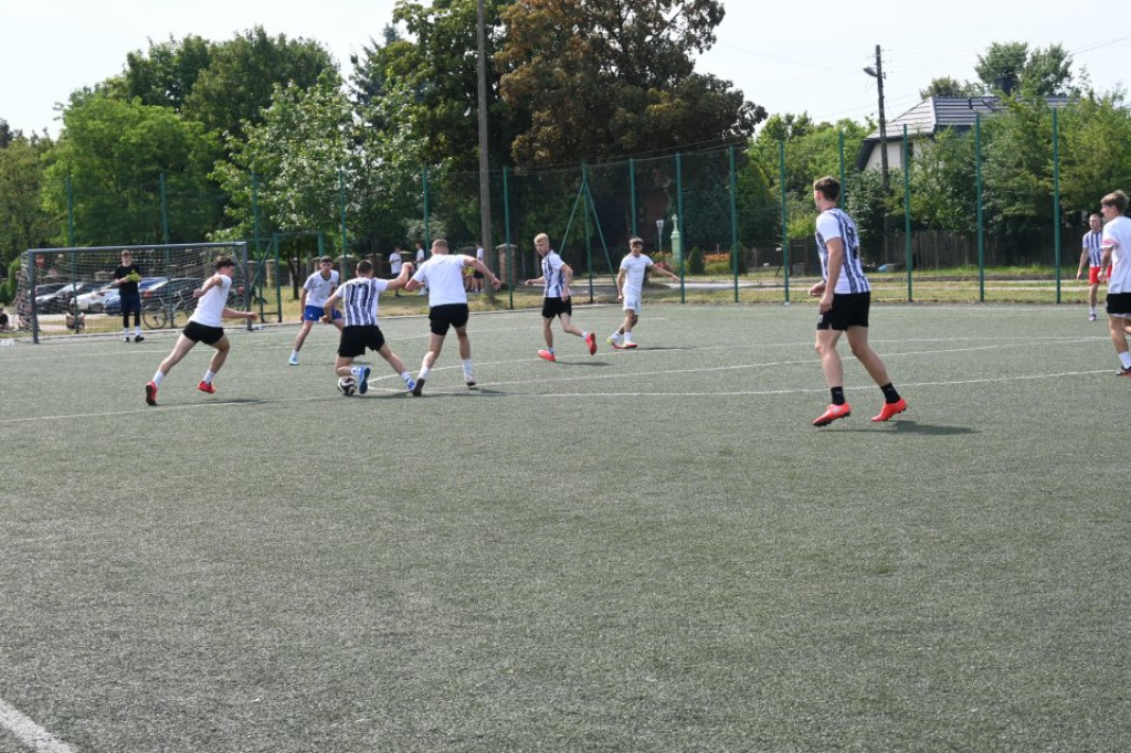 Futbol i pomoc. Za nami turniej Gramy dla Bartka w Radoszycach [wideo, zdjęcia]