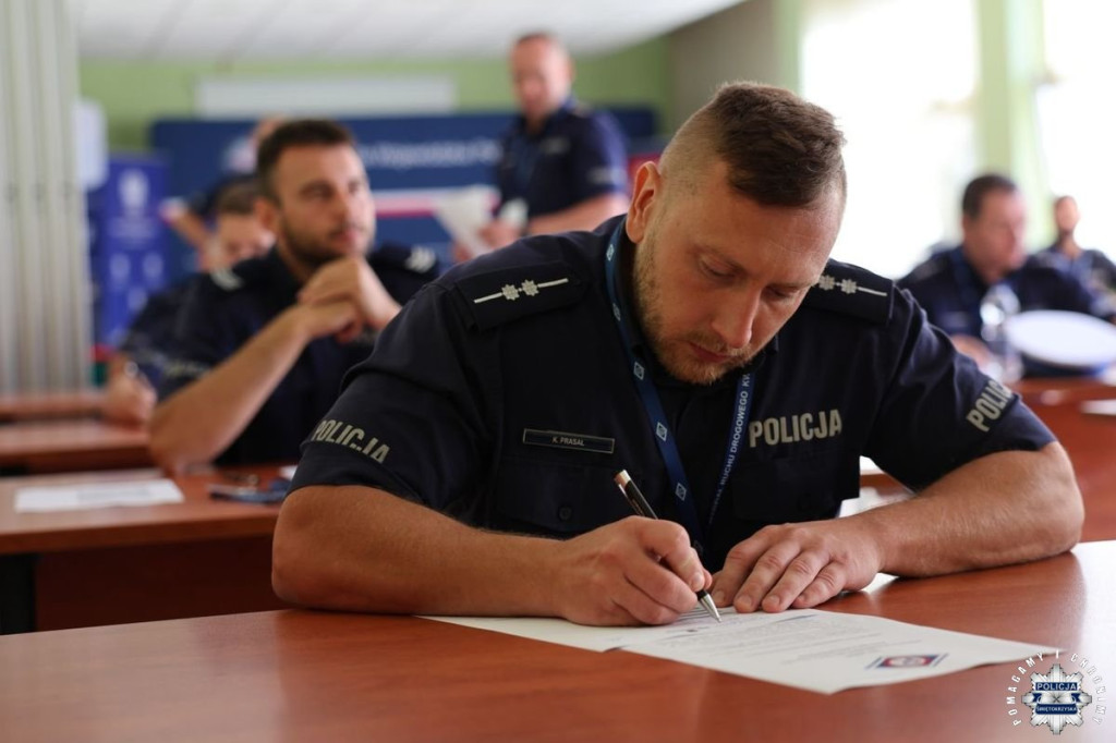 Asp. Kamil Prasał z Końskich wśród najlepszych policjantów w województwie [zdjęcia]