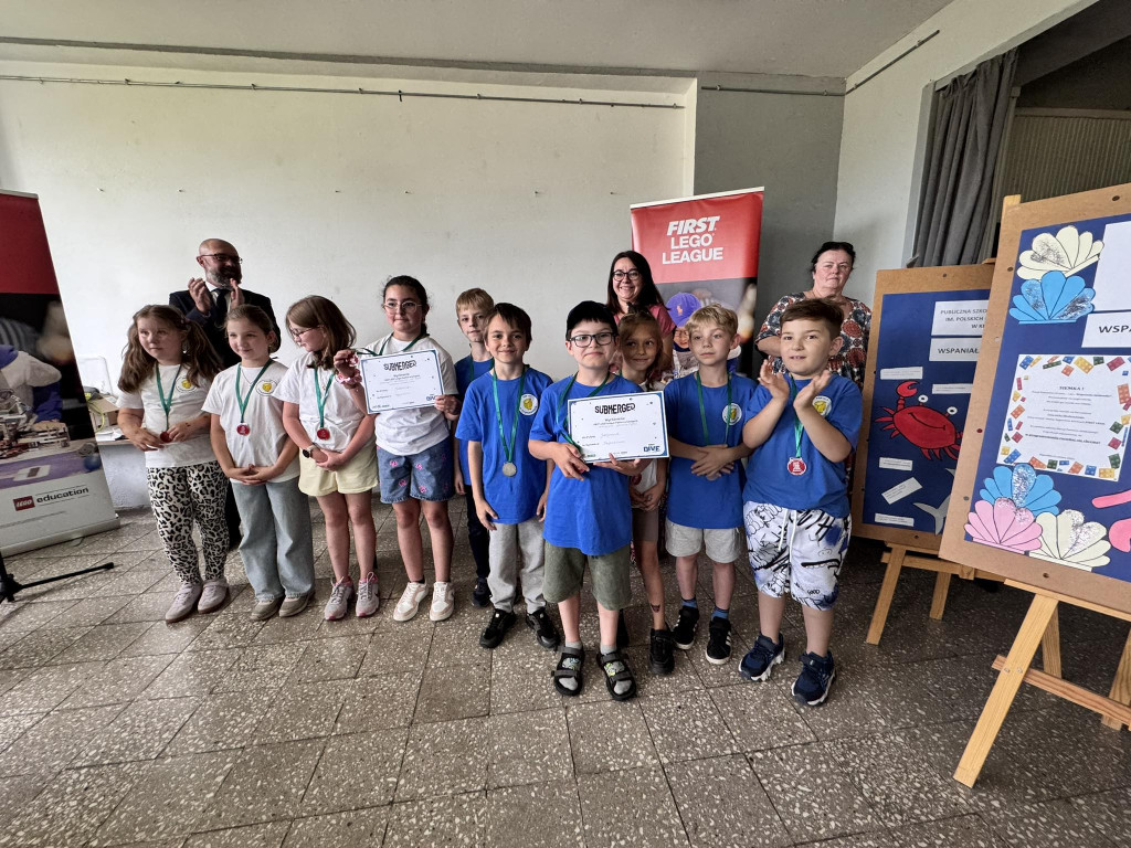 Szkoły z gminy Stąporków wkroczyły w świat technologii z FIRST LEGO League Explore [zdjęcia]