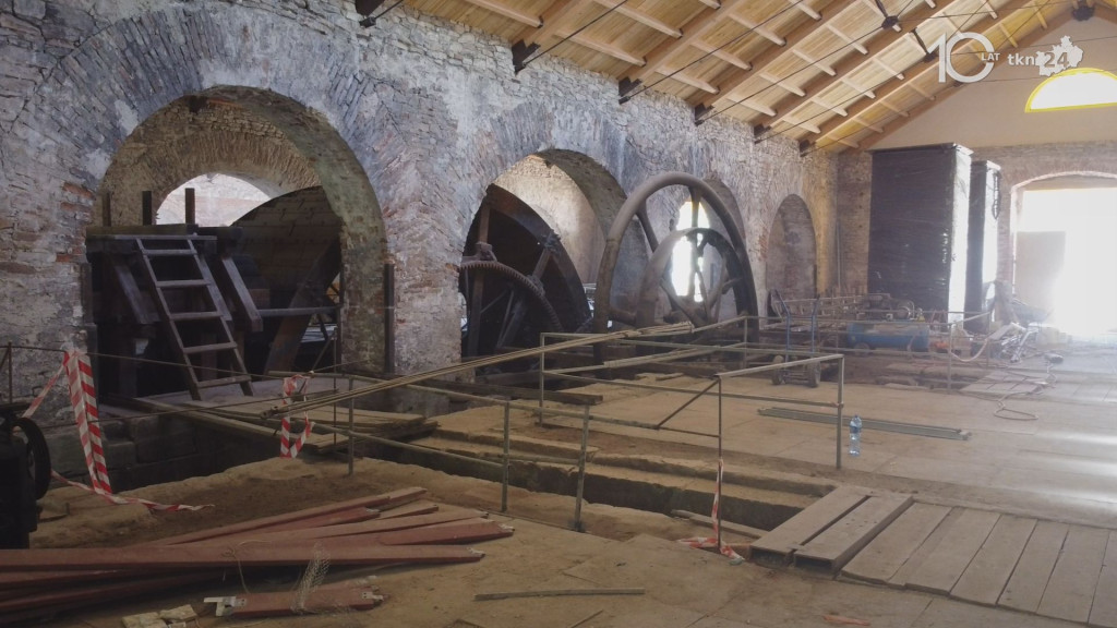 Muzeum w Sielpi zyskuje nowe oblicze. Dach już niemal na ukończeniu [wideo, zdjęcia]
