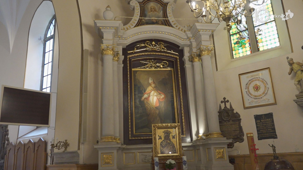Zwiedzali Kolegiatę w Końskich. Podziwiali jej urok po dużym remoncie [wideo, zdjęcia]