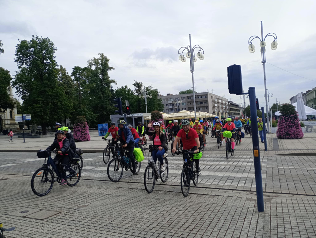Rowerowi pielgrzymi dotarli do Częstochowy. XX jubileuszowa wyprawa zakończona sukcesem [zdjęcia]