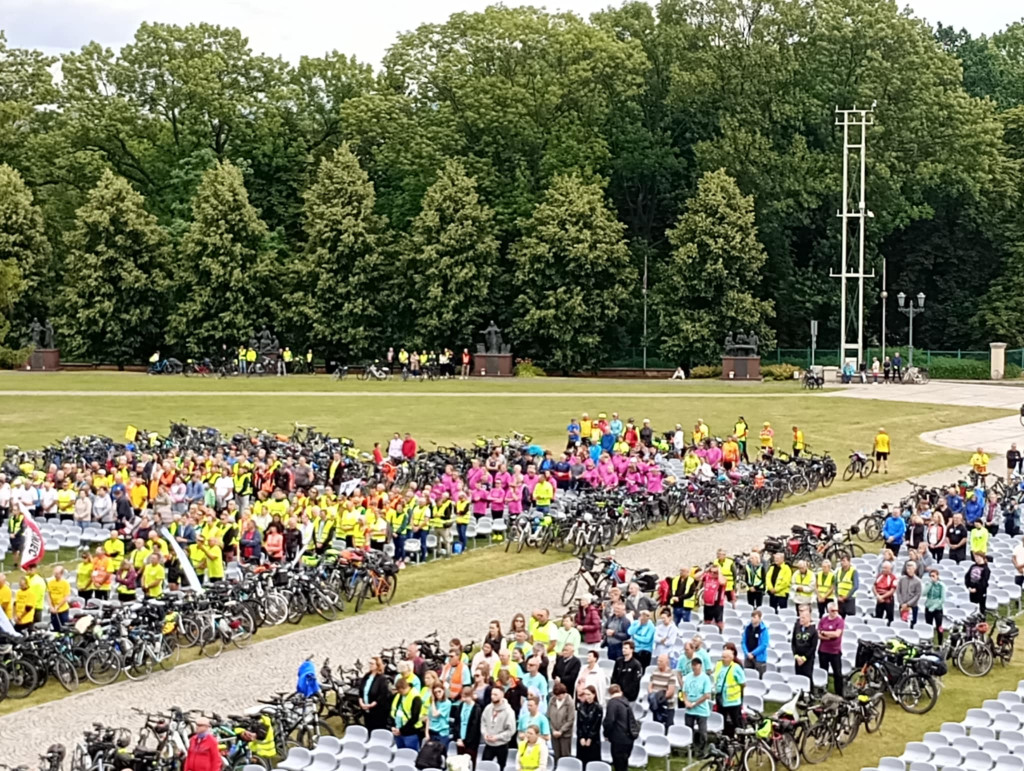 Rowerowi pielgrzymi dotarli do Częstochowy. XX jubileuszowa wyprawa zakończona sukcesem [zdjęcia]