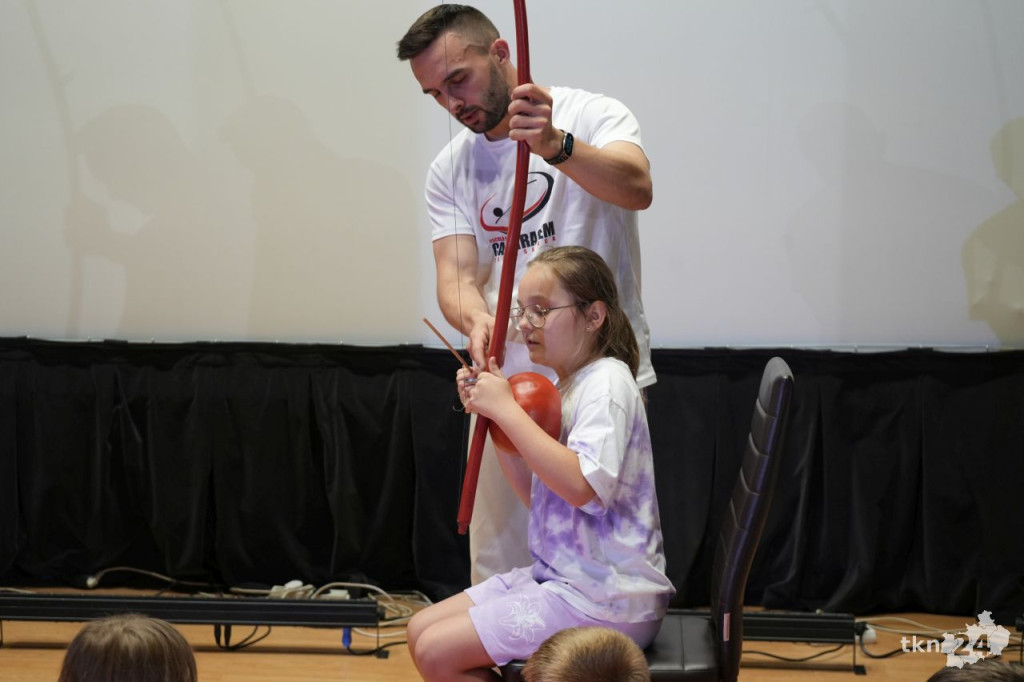 Capoeira tematem przewodnim wtorku podczas Wakacji z MGOKiS w Stąporkowie [wideo, zdjęcia]
