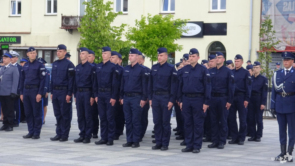 Wojewódzkie obchody Święta Policji w Końskich. Relacja wideo i foto