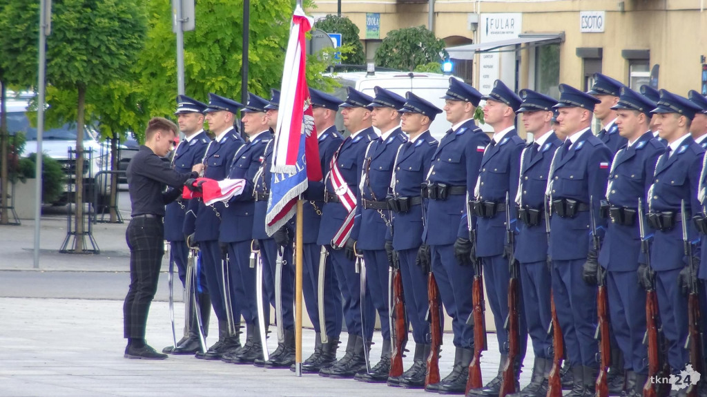 Wojewódzkie obchody Święta Policji w Końskich. Relacja wideo i foto