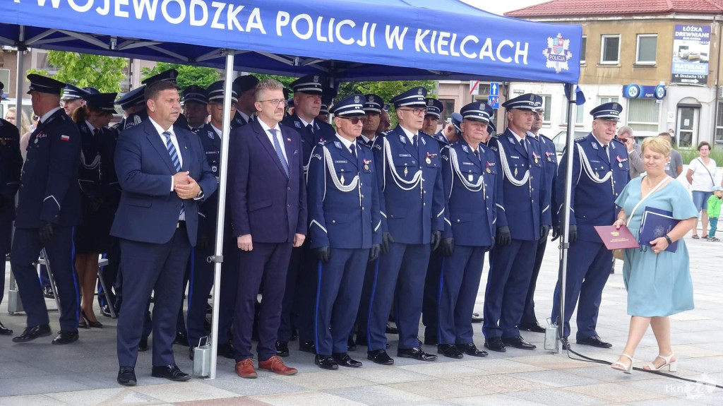 Wojewódzkie obchody Święta Policji w Końskich. Relacja wideo i foto
