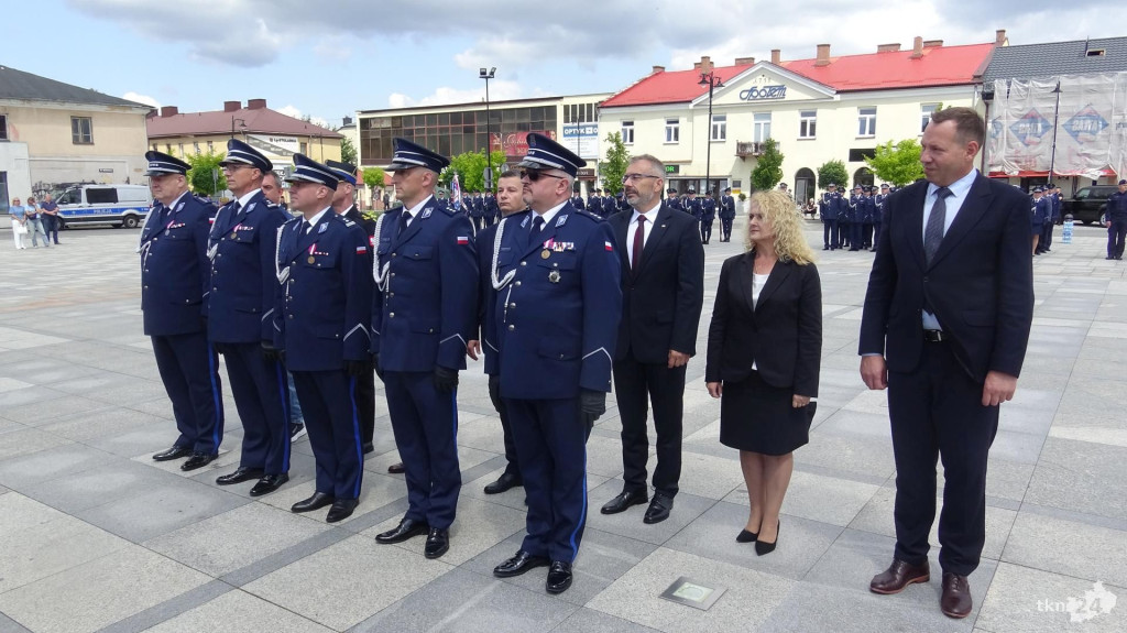 Wojewódzkie obchody Święta Policji w Końskich. Relacja wideo i foto