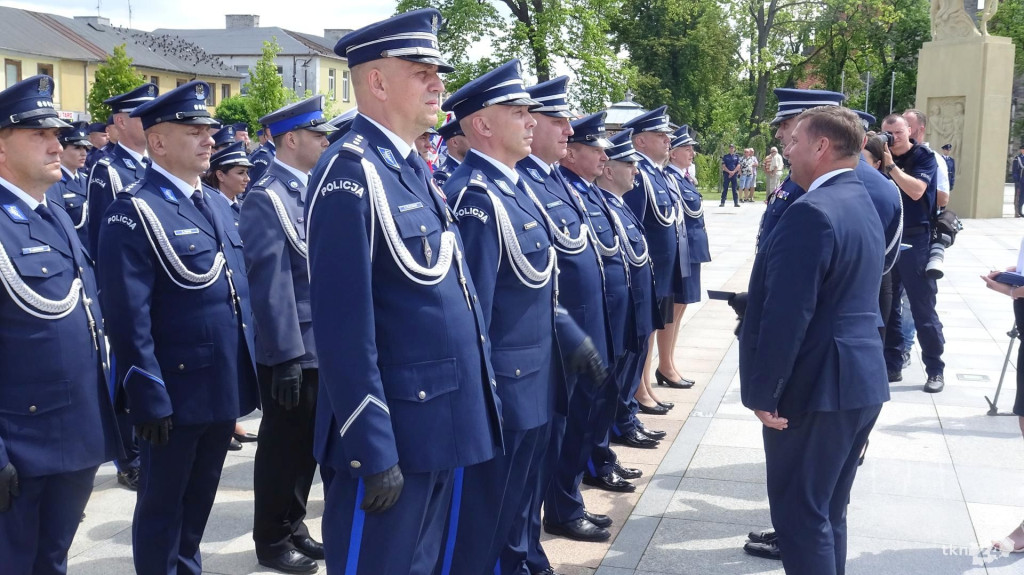 Wojewódzkie obchody Święta Policji w Końskich. Relacja wideo i foto