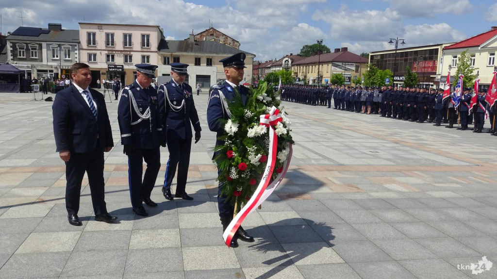 Wojewódzkie obchody Święta Policji w Końskich. Relacja wideo i foto