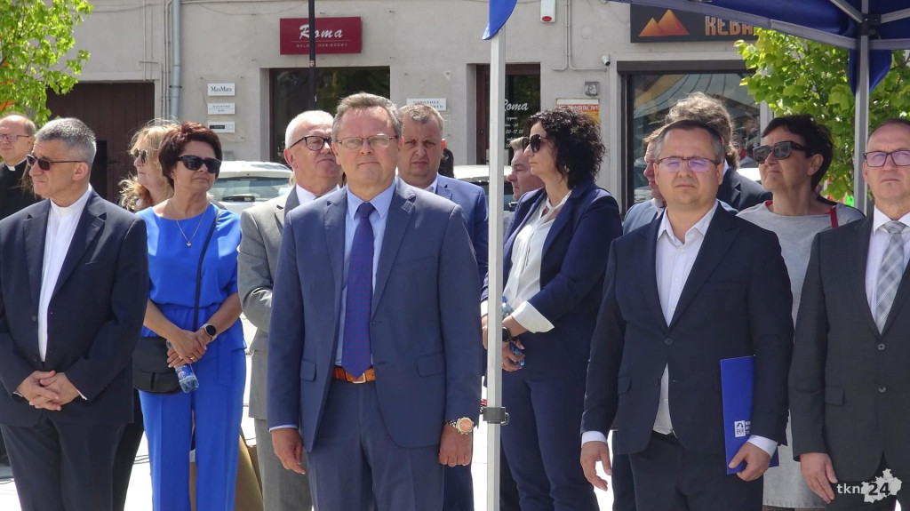 Wojewódzkie obchody Święta Policji w Końskich. Relacja wideo i foto