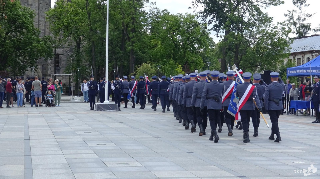 Wojewódzkie obchody Święta Policji w Końskich. Relacja wideo i foto