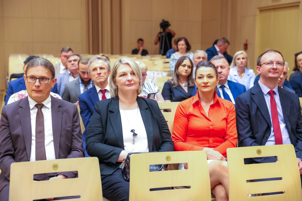 Pięć gmin z Konecczyzny otrzyma dofinansowania na wymianę `kopciuchów` [zdjęcia]