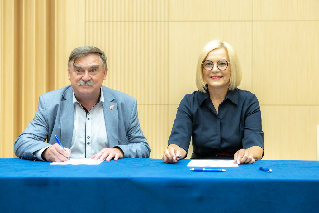 Pięć gmin z Konecczyzny otrzyma dofinansowania na wymianę `kopciuchów` [zdjęcia]