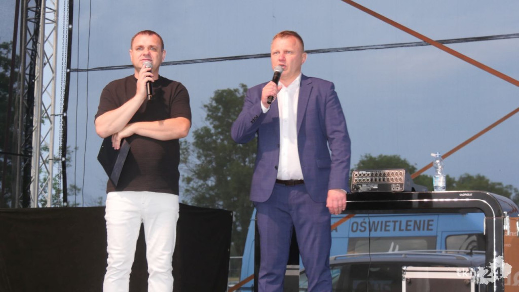 Znakomita zabawa nad Zalewem Antoniów. Radoszyczanie Dzieciom 2025 [wideo, zdjęcia]