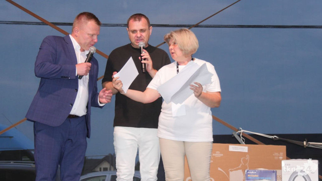 Znakomita zabawa nad Zalewem Antoniów. Radoszyczanie Dzieciom 2025 [wideo, zdjęcia]