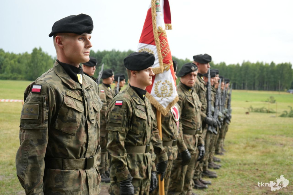 Efektowna rekonstrukcja historyczna i uroczystości w Białym Ługu [fotorelacja]