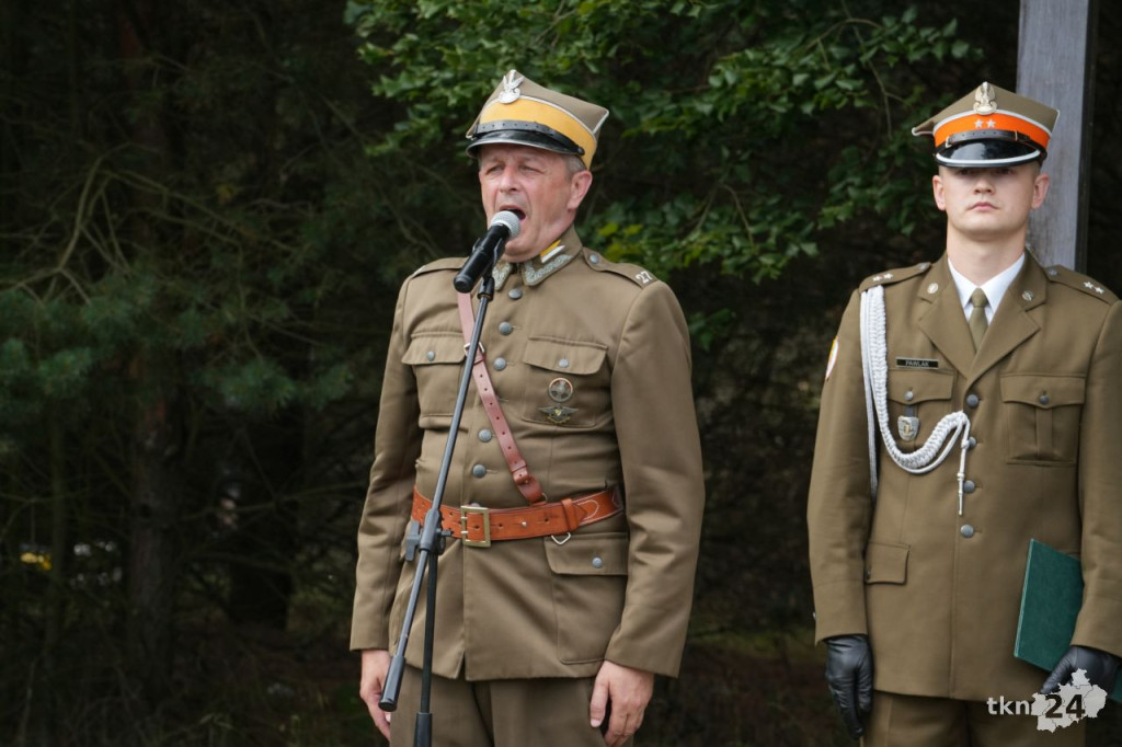 Efektowna rekonstrukcja historyczna i uroczystości w Białym Ługu [fotorelacja]