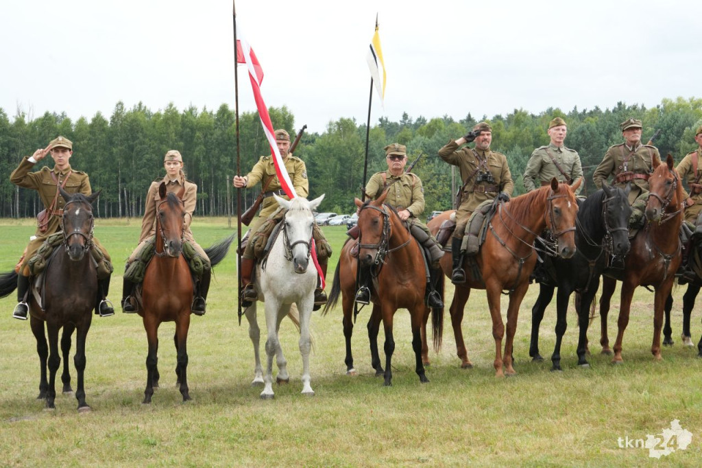 Efektowna rekonstrukcja historyczna i uroczystości w Białym Ługu [fotorelacja]