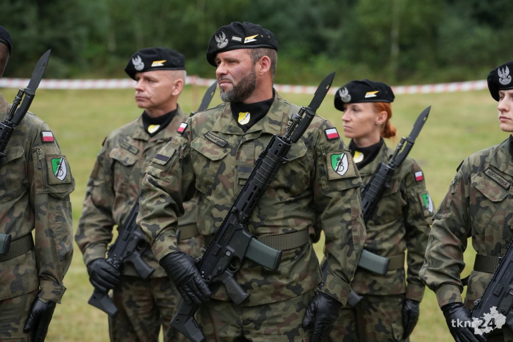 Efektowna rekonstrukcja historyczna i uroczystości w Białym Ługu [fotorelacja]