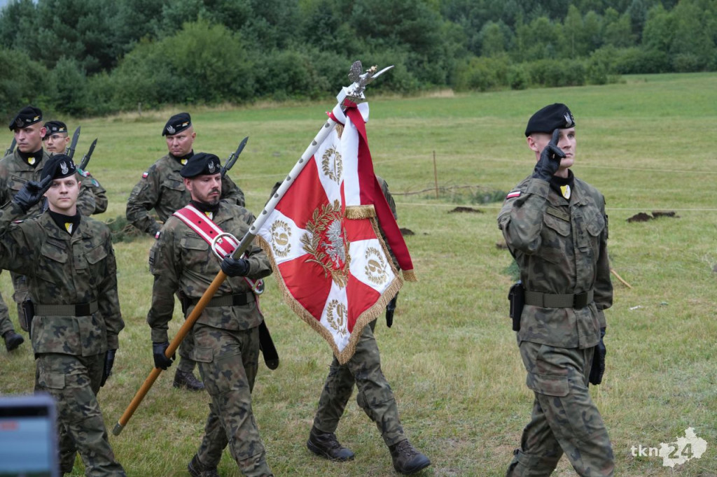 Efektowna rekonstrukcja historyczna i uroczystości w Białym Ługu [fotorelacja]
