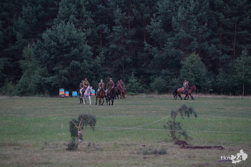 Efektowna rekonstrukcja historyczna i uroczystości w Białym Ługu [fotorelacja]