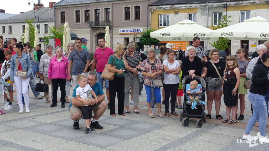 Końskie uczciły Powstańców Warszawskich. Godzina W 2025 [wideo, zdjęcia]