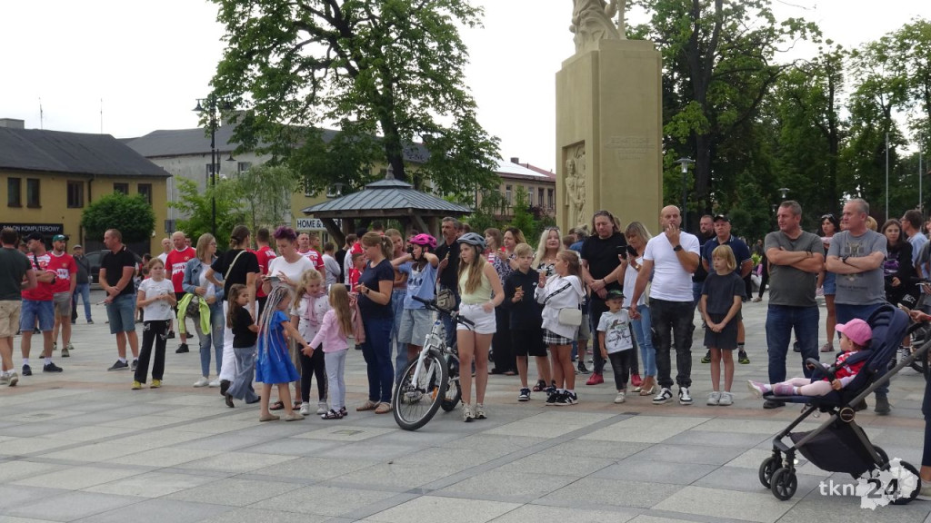 Końskie uczciły Powstańców Warszawskich. Godzina W 2025 [wideo, zdjęcia]