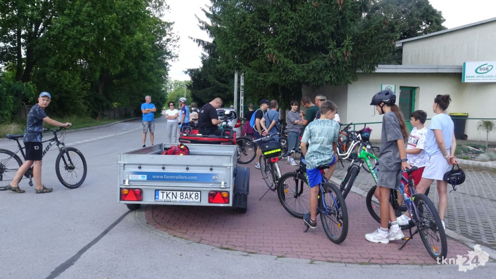 Rowerowy rajd w gminie Ruda Maleniecka z dużym zainteresowaniem [wideo, zdjęcia]