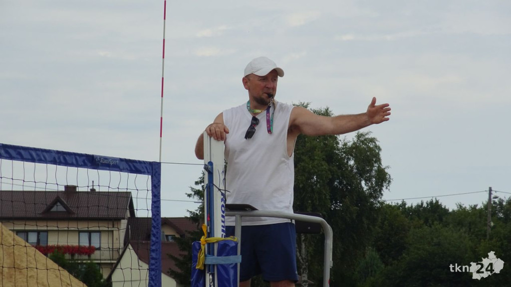 Siatkarskie zmagania o Puchar Burmistrza Radoszyc [wideo, zdjęcia]