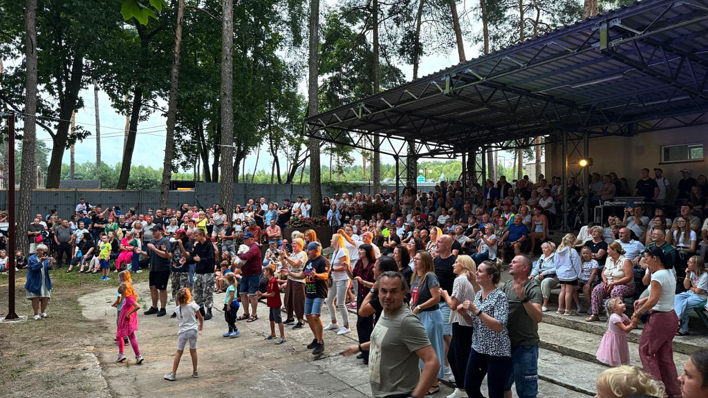 Tłumy i muzyczne emocje. Grupa Sufler porwała publiczność w Sielpi [wideo, zdjęcia]