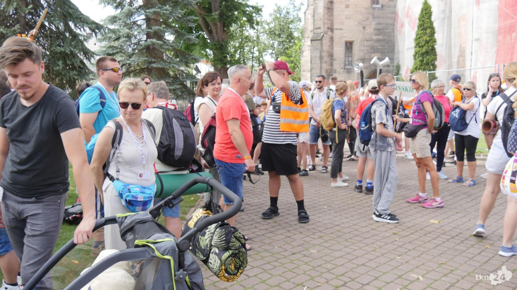 Konecczanie wyruszyli na pielgrzymkę. Zobaczcie wideo i zdjęcia