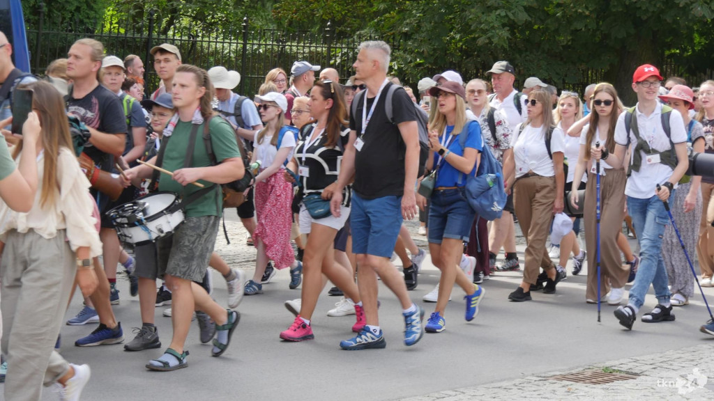 Konecczanie wyruszyli na pielgrzymkę. Zobaczcie wideo i zdjęcia