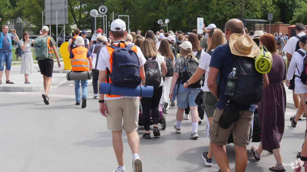 Konecczanie wyruszyli na pielgrzymkę. Zobaczcie wideo i zdjęcia