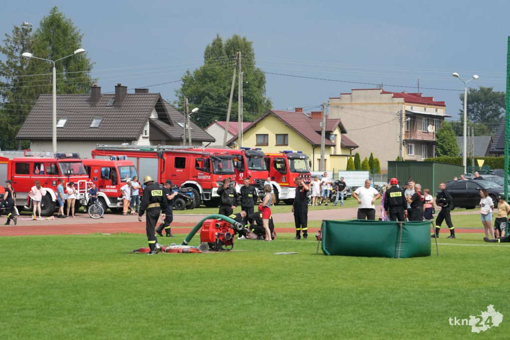 Zawody sportowo-pożarnicze dwóch gmin w Radoszycach. Znamy zwycięzców [wideo, zdjęcia]