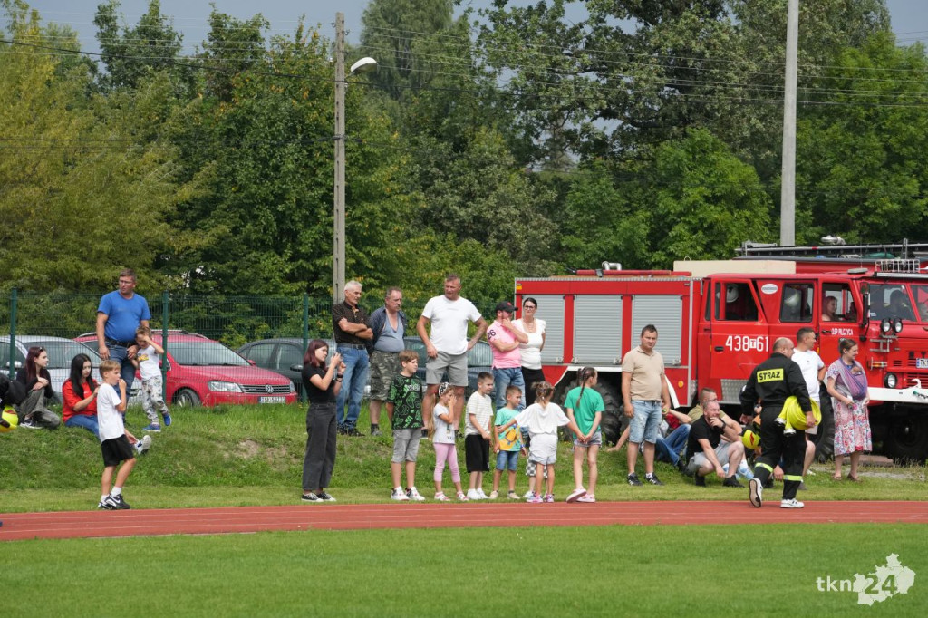 Zawody sportowo-pożarnicze dwóch gmin w Radoszycach. Znamy zwycięzców [wideo, zdjęcia]