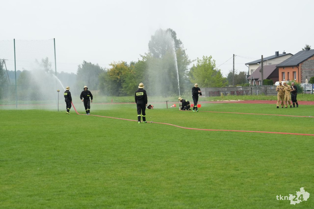 Zawody sportowo-pożarnicze dwóch gmin w Radoszycach. Znamy zwycięzców [wideo, zdjęcia]