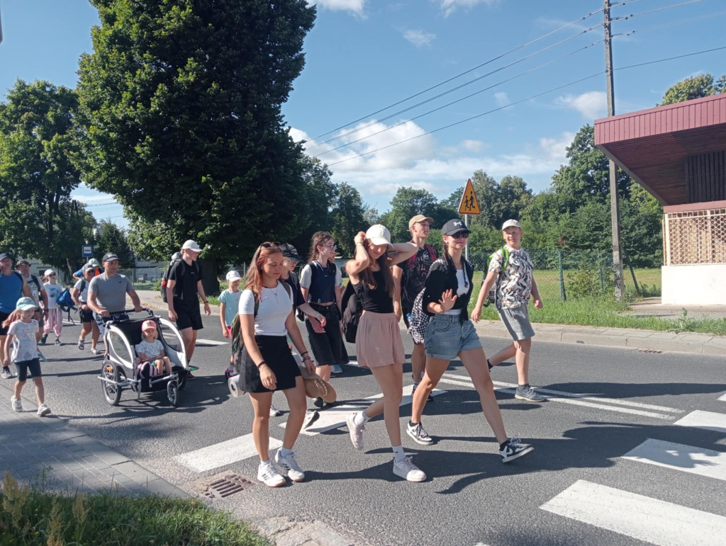 Raport z Pielgrzymki. Pątnicy dotarli do Kolonii Raczkowic [zdjęcia]