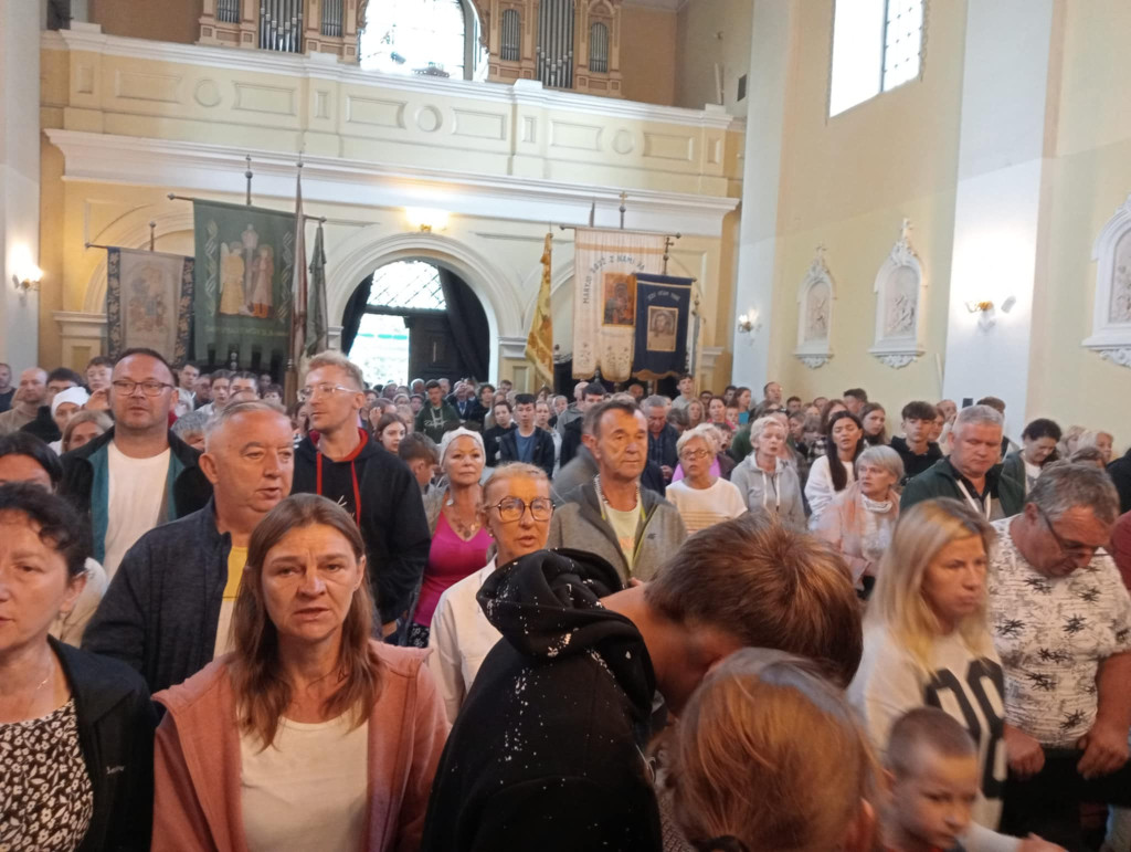 Raport z Pielgrzymki. Pątnicy dotarli do Kolonii Raczkowic [zdjęcia]